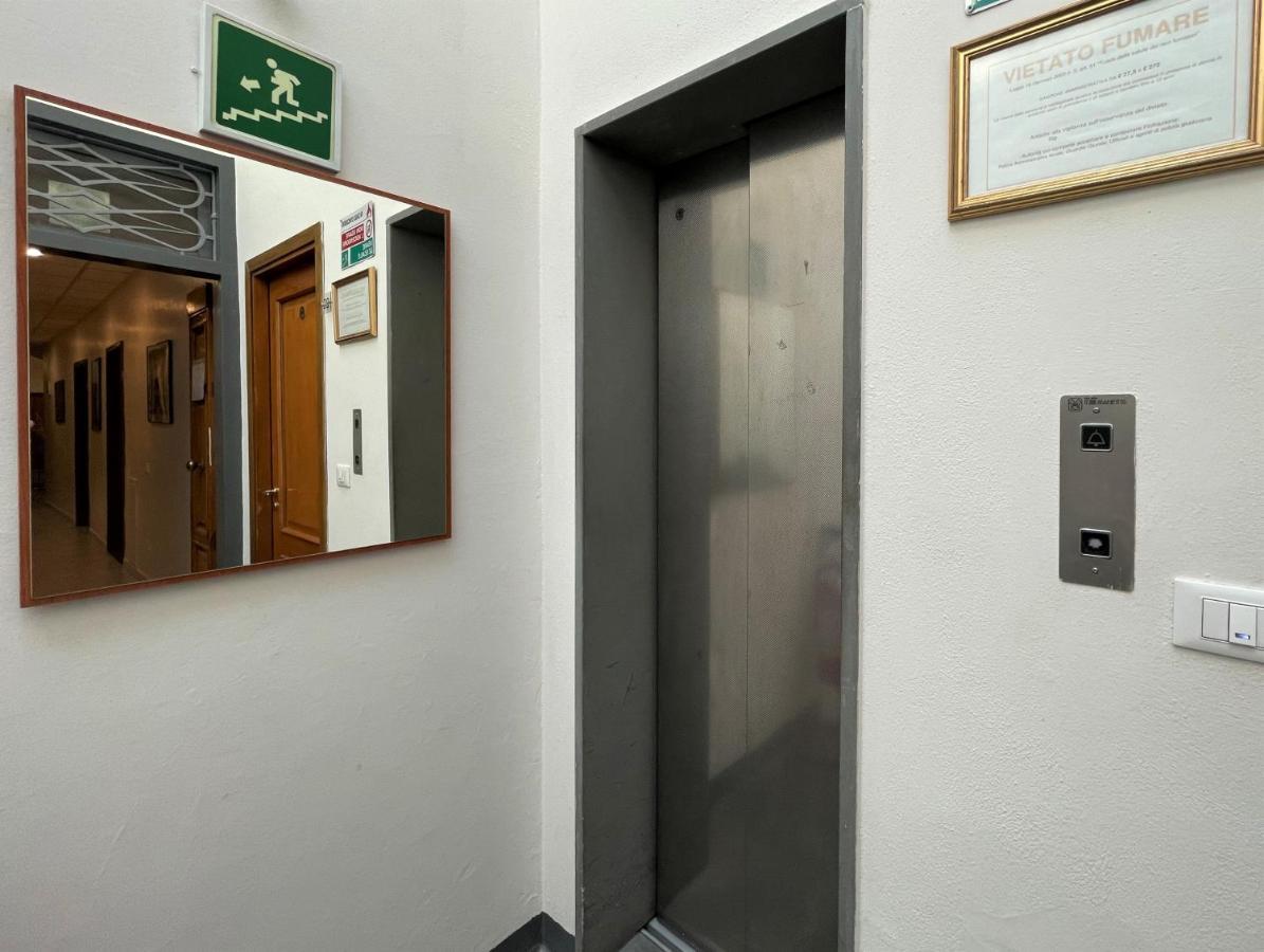 Hotel Leopolda Floransa Dış mekan fotoğraf