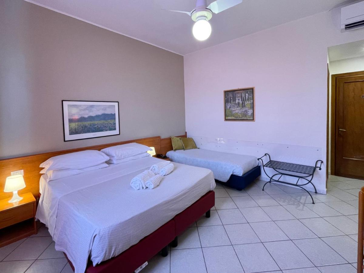 Hotel Leopolda Floransa Dış mekan fotoğraf
